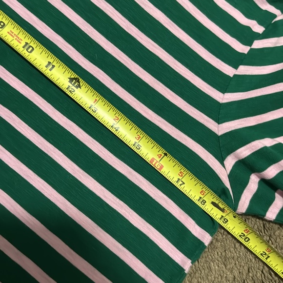 J Crew Crew Neck Shirt-3/4 Sleeve-Sz M-Cotton-Pink/Green Striped-Notched sides - Picture 10 of 13
